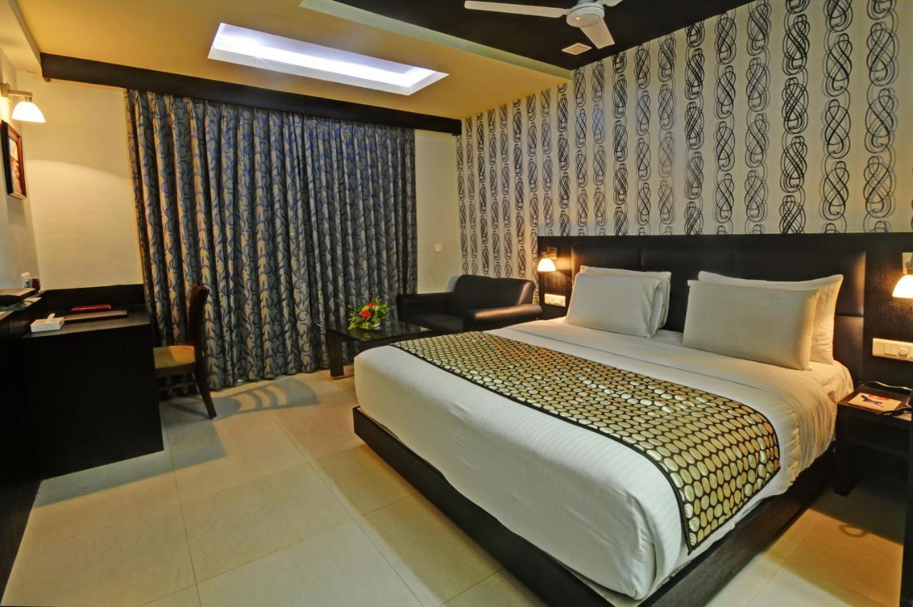 Pride Ananya Resorts Puri Esterno foto